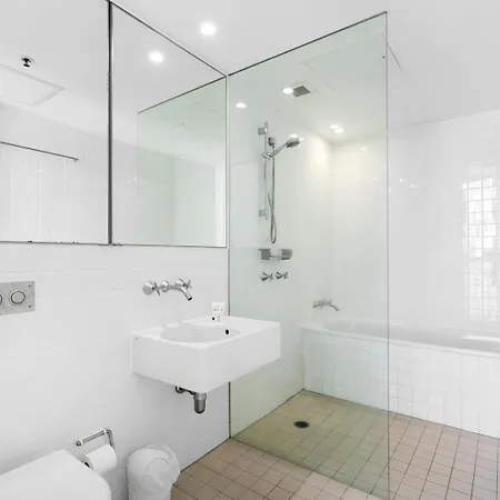 Air On Broadbeach - Hosted By Coastal Letting Gold Coast Exterior photo