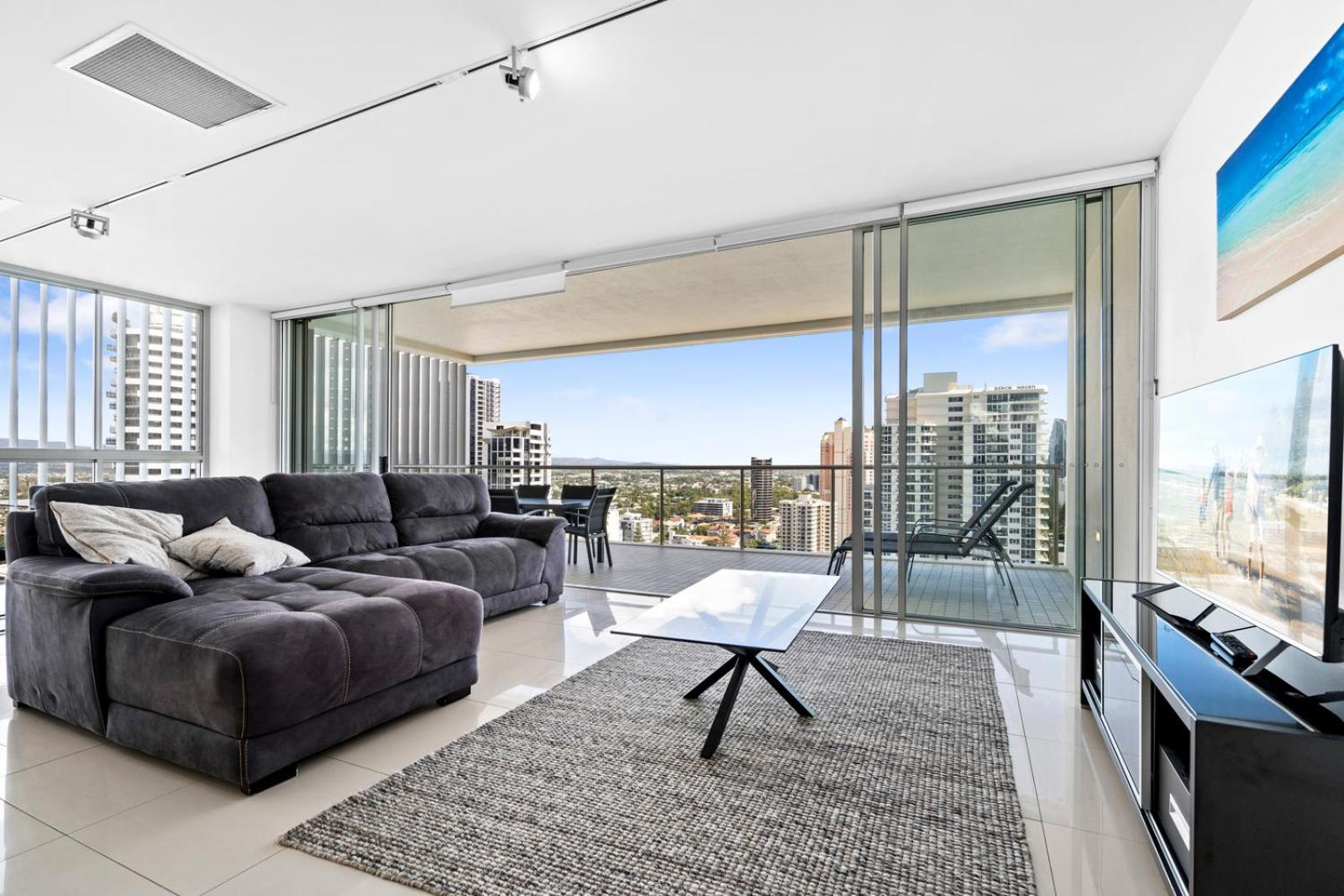 Air On Broadbeach - Hosted By Coastal Letting